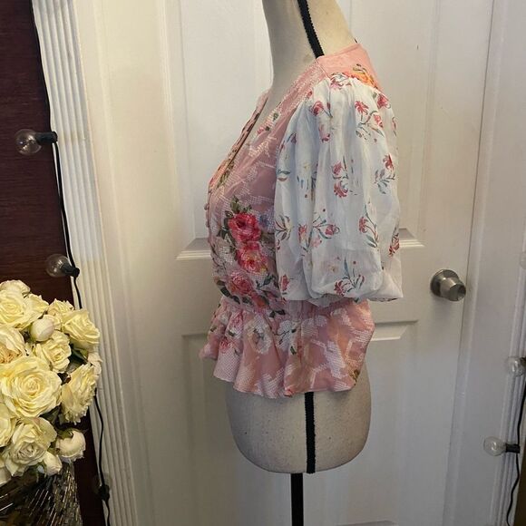 Hemant& Nandita rose floral embroidered top, XS - Picture 9 of 16